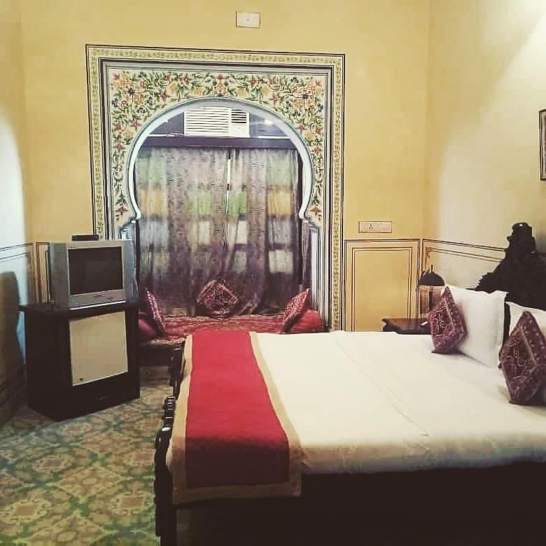 Bassi Fort Palace Chittorgarh Ngoại thất bức ảnh