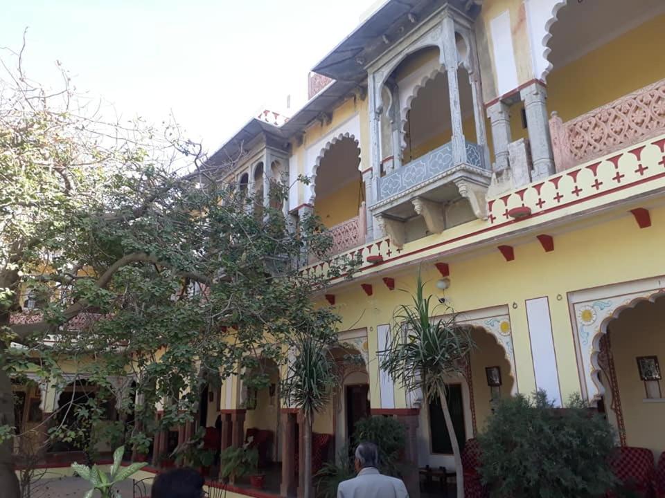 Bassi Fort Palace Chittorgarh Ngoại thất bức ảnh