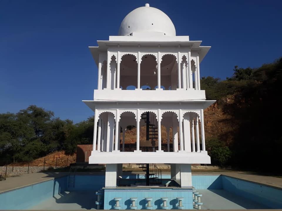 Bassi Fort Palace Chittorgarh Ngoại thất bức ảnh