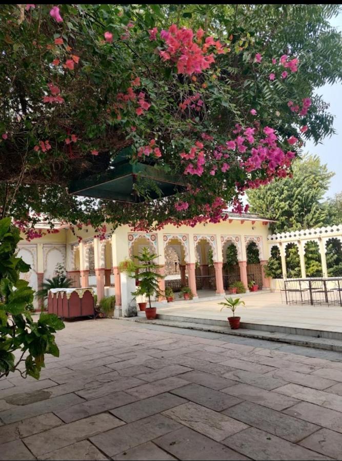 Bassi Fort Palace Chittorgarh Ngoại thất bức ảnh