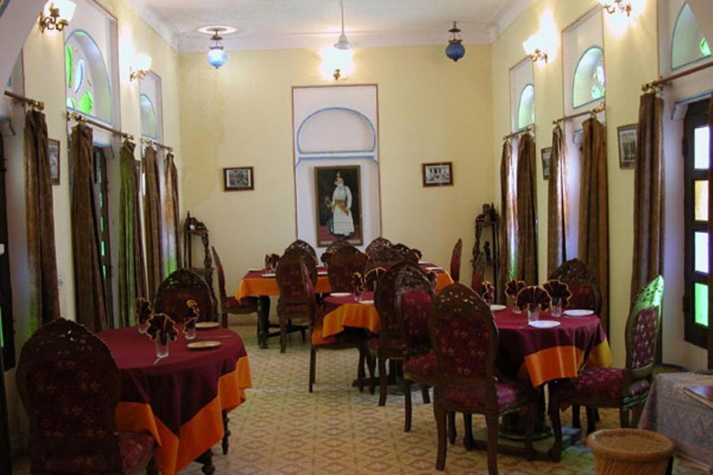 Bassi Fort Palace Chittorgarh Ngoại thất bức ảnh