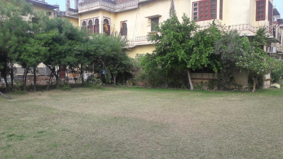 Bassi Fort Palace Chittorgarh Ngoại thất bức ảnh