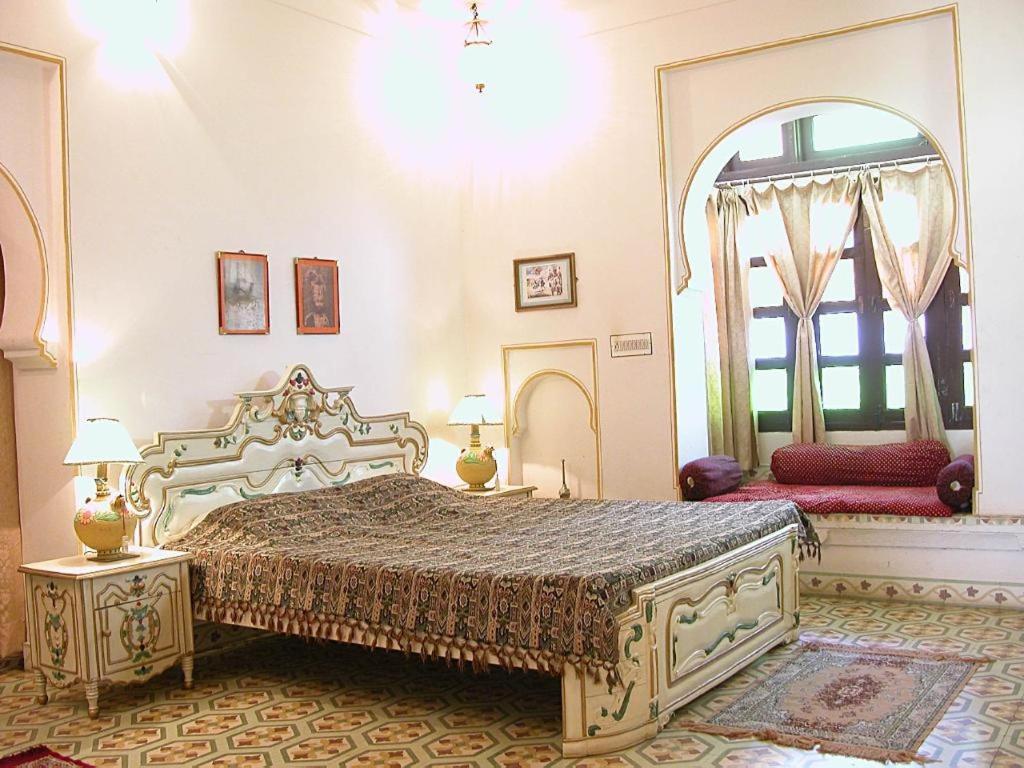 Bassi Fort Palace Chittorgarh Ngoại thất bức ảnh